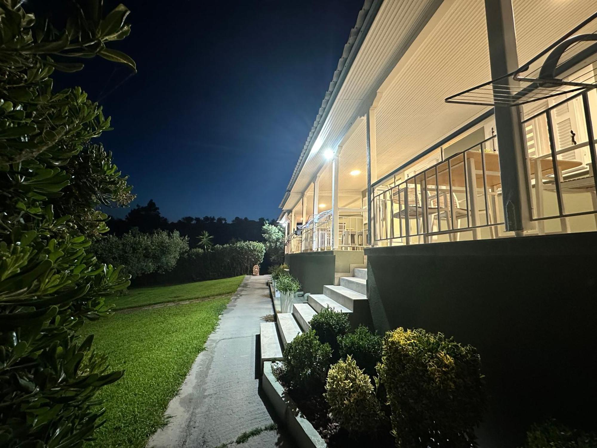 House Garli Apartman Pszakúdia Kültér fotó
